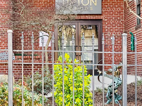 116 Tipton St APT 304, Johnson City, TN 37604