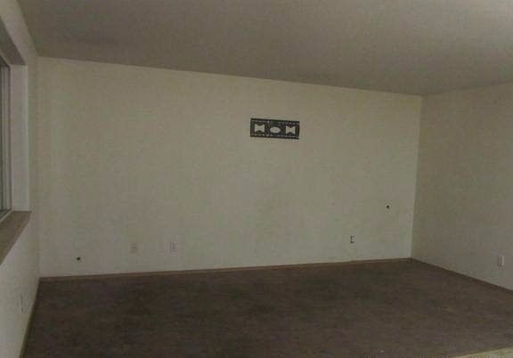 Additional Living Room
