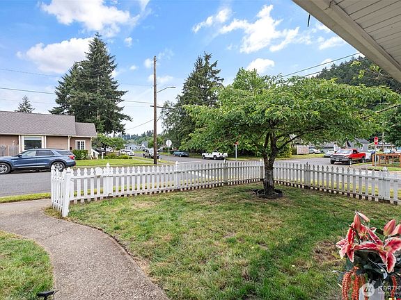 4th image of 316 E Plum Street