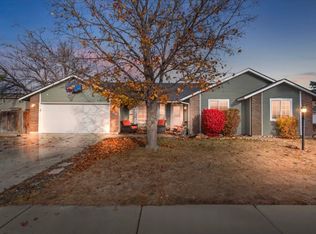 2052 E Lochmeadow Ct, Meridian, ID 83646