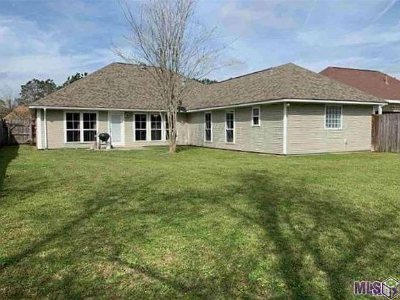 3rd image of 23598 Southpoint Dr