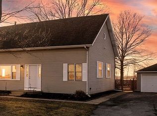 624 N 625 W, Hobart, IN 46342