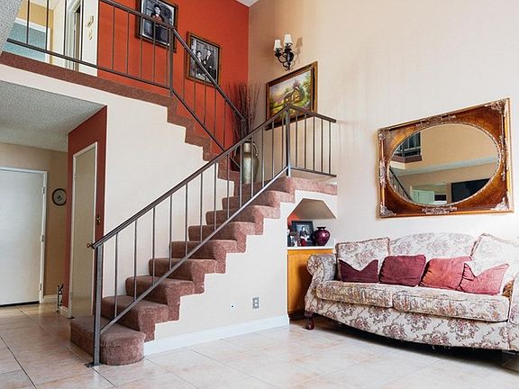 3rd image of 11233 Borden Ave APT 33