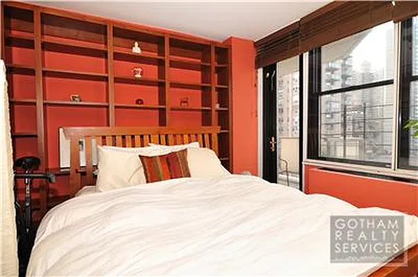 Sold by Gotham Realty Services | media 8