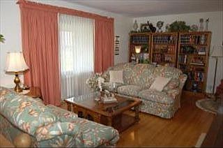 1st image of 760 Suffolk Ct