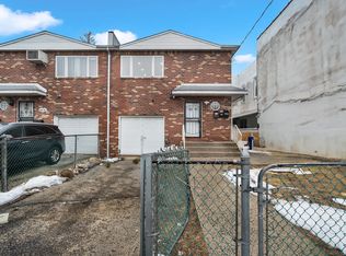 10987 Francis Lewis Blvd #B, Queens Village, NY 11429