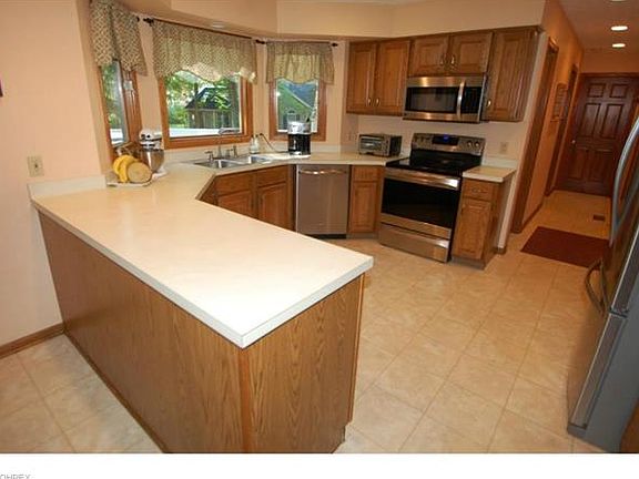 5th image of 2536 Cedarwood Ct