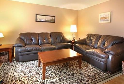 3rd image of 13 Heritage Dr