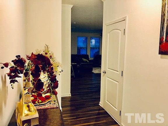 4th image of 518 Oak Forest View Ln