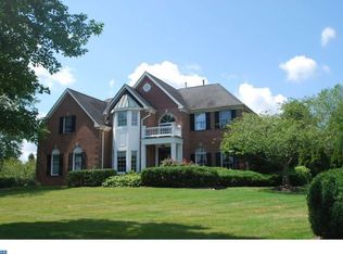 8 Endicott Ln, Princeton Junction, NJ 08550