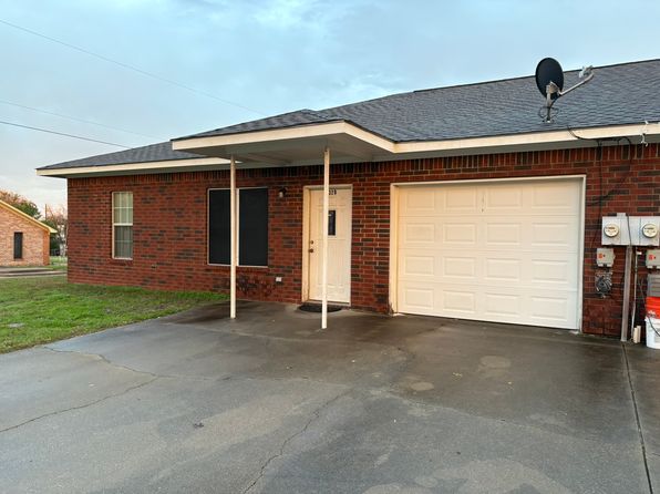 832 Hickory Dr #B