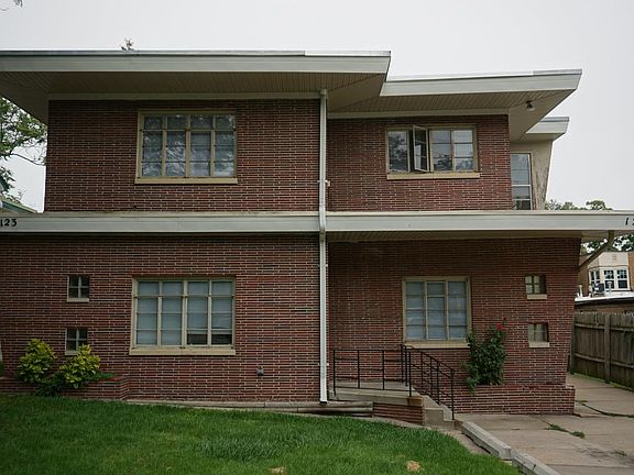123 N 38th St Omaha, NE