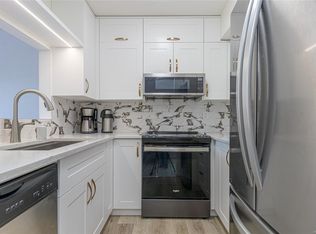 1906 Bowen Rd Unit 10, Nanaimo, BC V9S 5S6