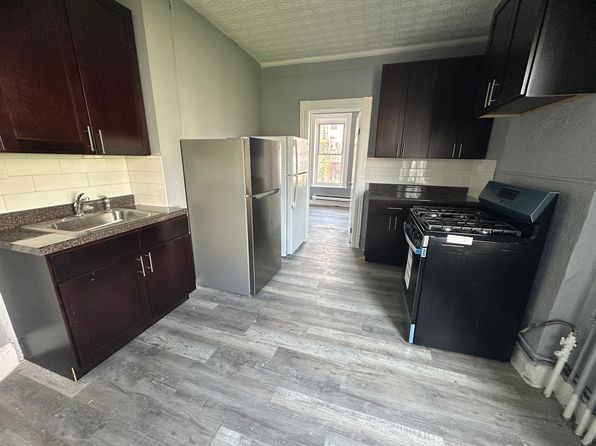 129 3rd St APT 8