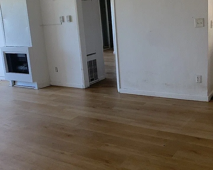 2405 S Corning St — Photo 5
