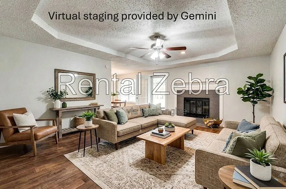6005 Lindy Ln