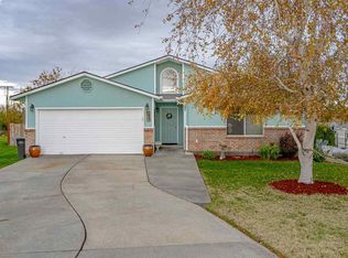 5206 W 16th Ct, Kennewick, WA 99338