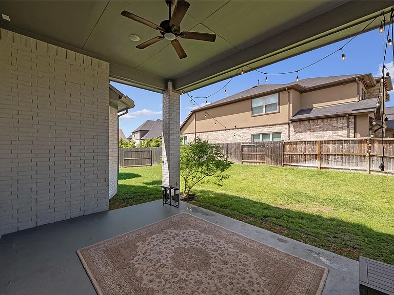 622 Platinum Stone Ln — Photo 34