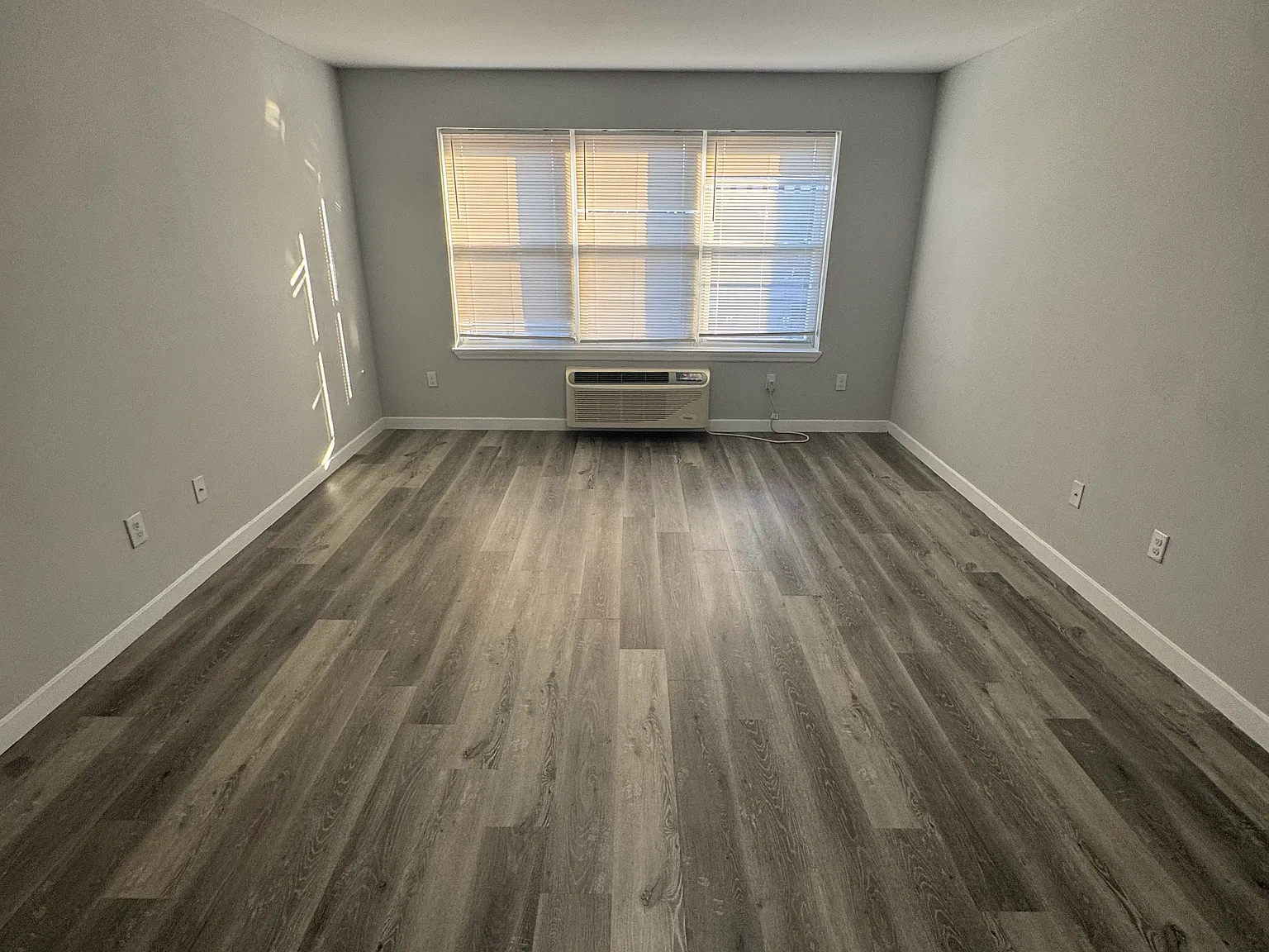 2 bed, $1,850 — Photo 3