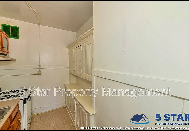 1030 Wyoming Ave #6 — Photo 6