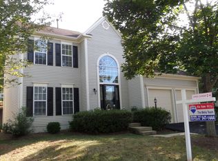 46797 Trailwood Pl, Sterling, VA 20165