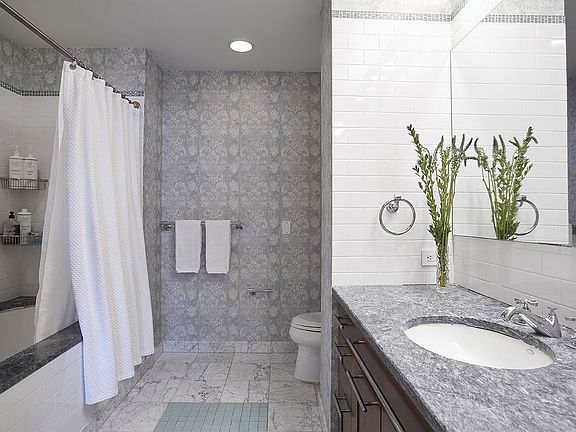 4th image of 272 W 107th St APT 7D