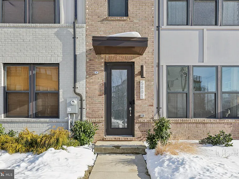 5601 Hyattsville Dr — Photo 52