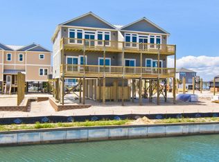 5-5A Tower Ct, Topsail Beach, NC 28445
