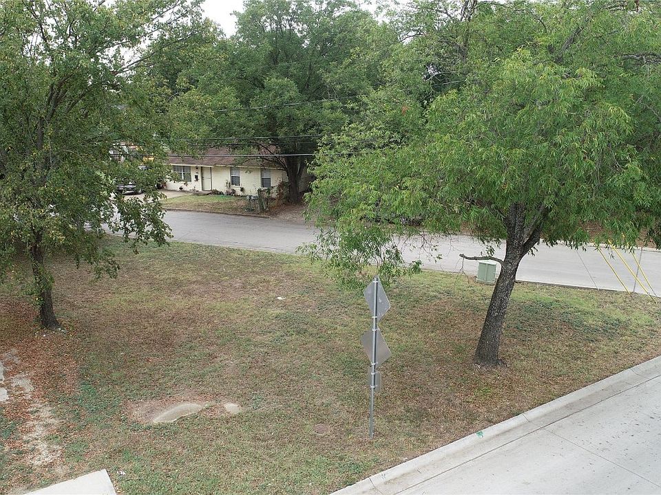 1st image of 200 N Getzendaner Ave