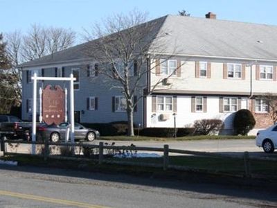 10 South St APT 2-4, Dennis Port, MA, 02639