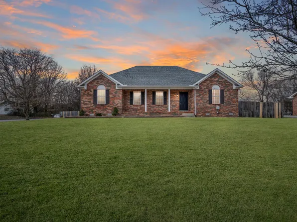 1331 Bruceton Dr, Clarksville, TN 37042
