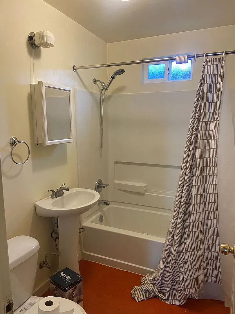 Cute 1 bed 1 bath duplex — Photo 4