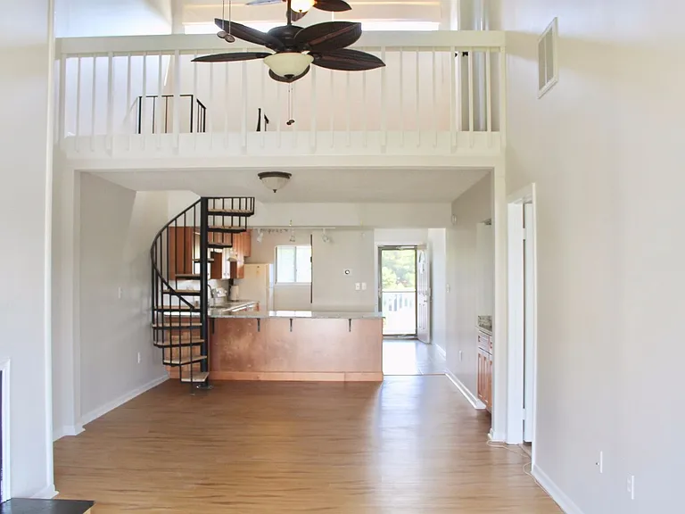 3200 Lynnhaven Dr #309 — Photo 6