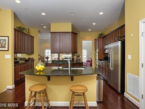 Kitchen (Main Level)