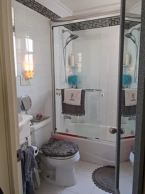 Rented by Frank Valvo Real Estate | media 7