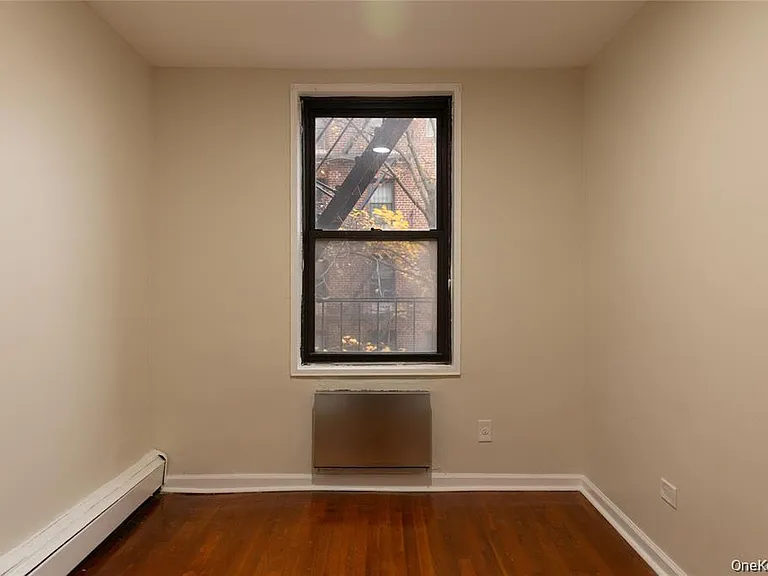 1275 E 51st St #3Y — Photo 4