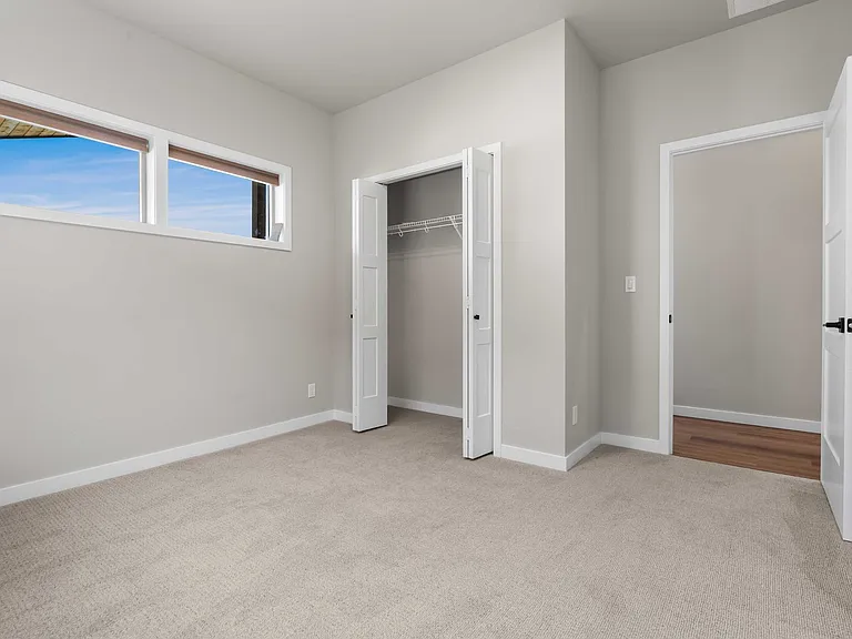 1452 W Moselle Dr — Photo 16