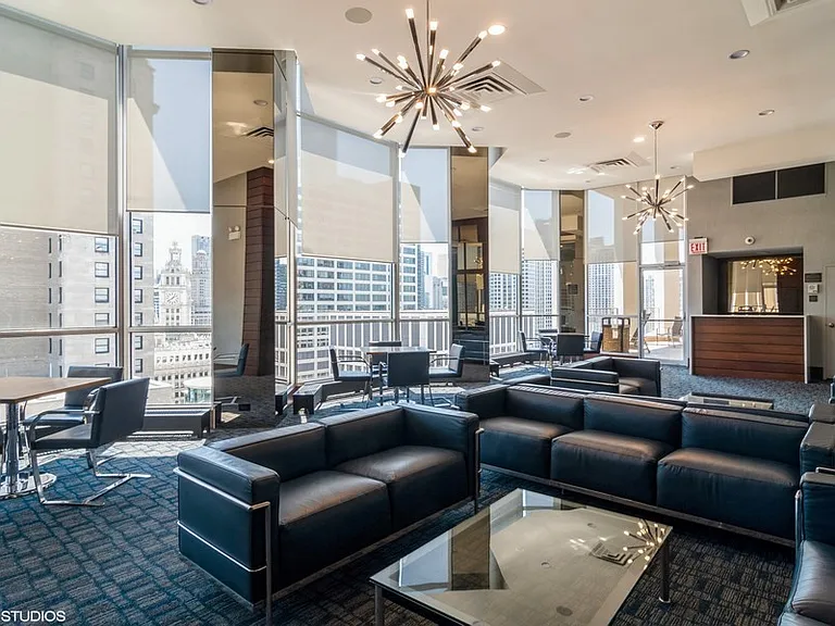 535 N Michigan Ave #1308 — Photo 16