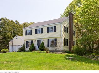 25 Trundy Rd, Cape Elizabeth, ME 04107
