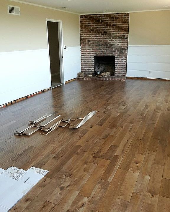 2nd image of 2129 Braemar Rd