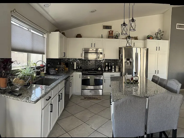 8590 N Cantora Way — Photo 3
