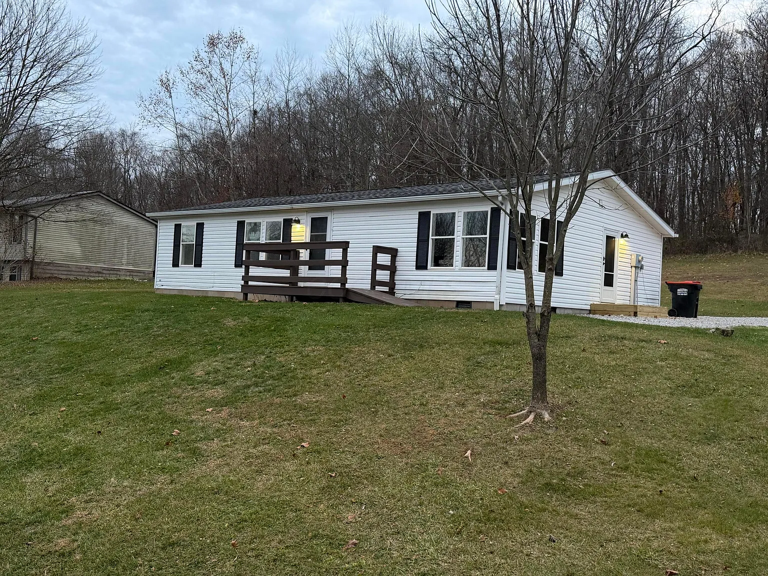 99 Berrimore Dr photo 1