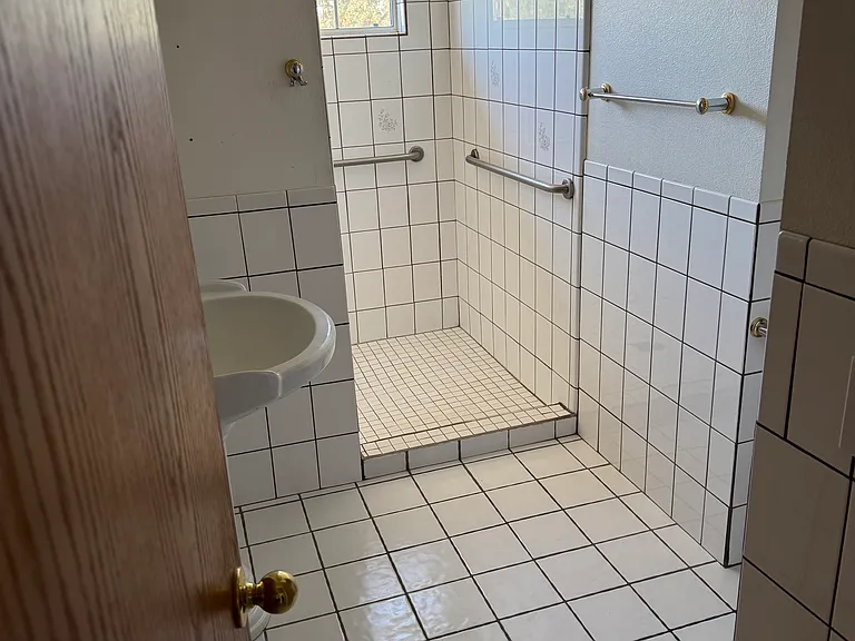 5335 Monterey Rd — Photo 17