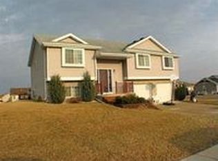 103 N Heatherstone Dr, Sun Prairie, WI 53590