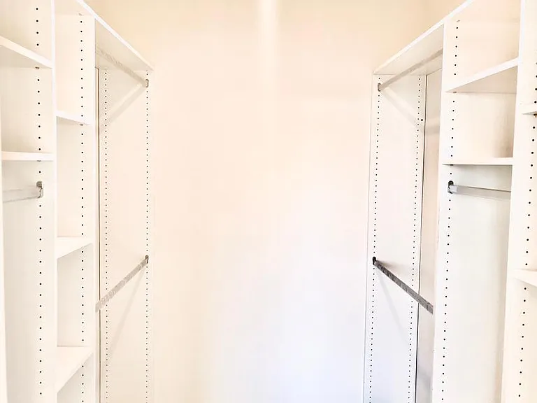 1127 S Spaulding Ave #302 — Photo 6