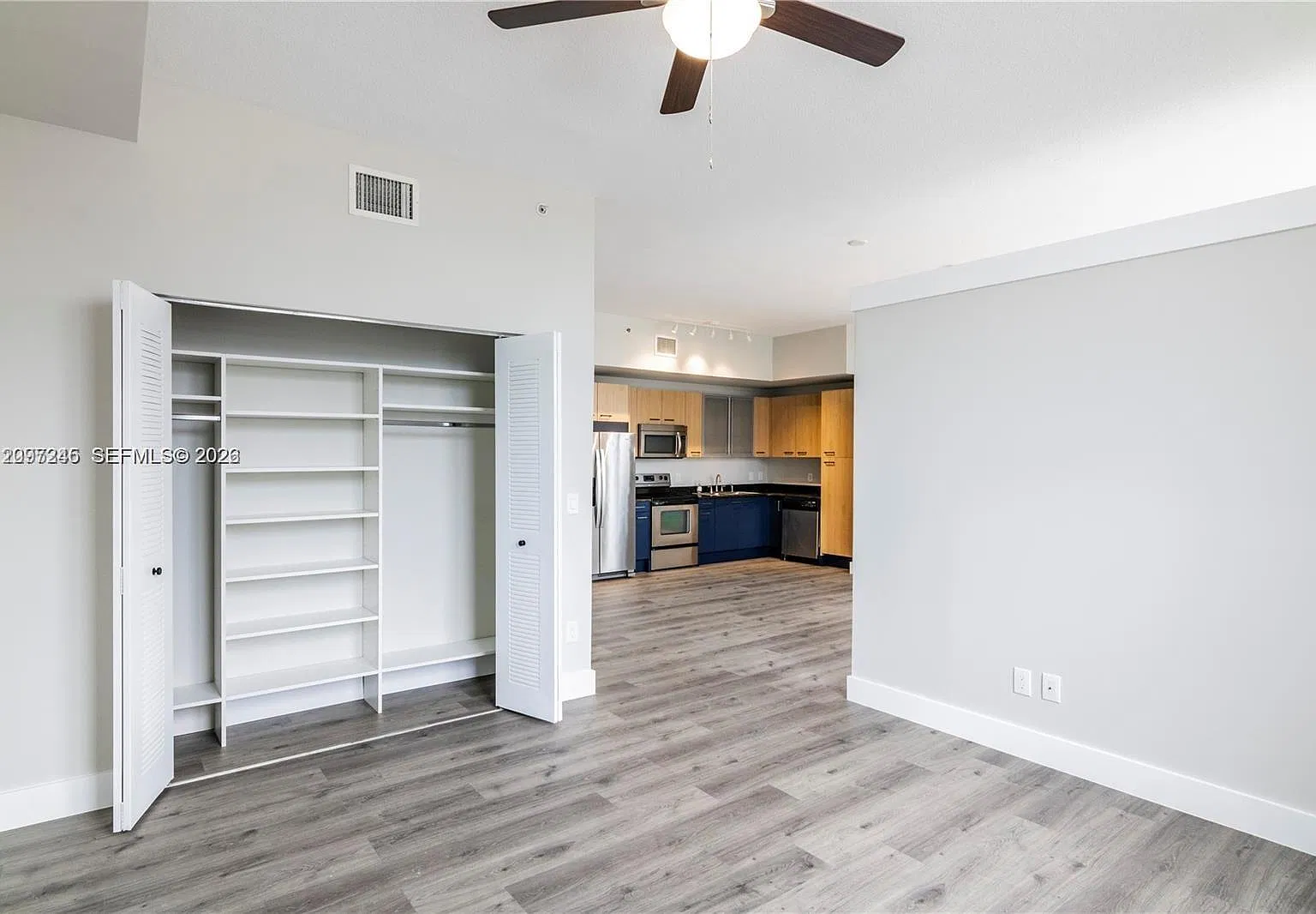1350 NW 8th Ct — Photo 4