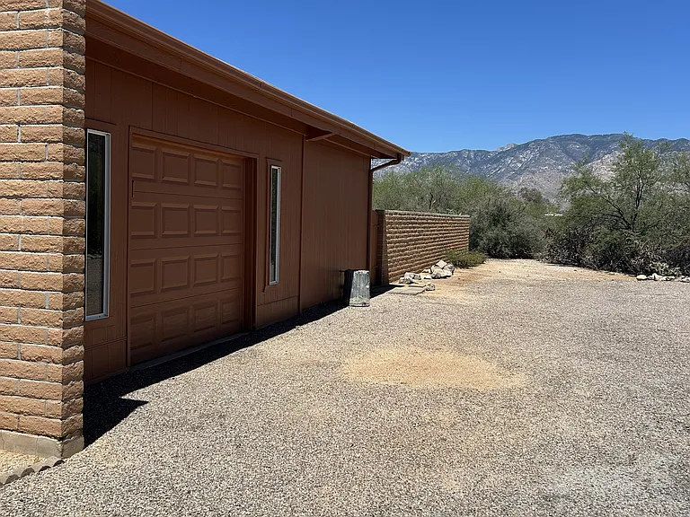 11830 N Joi Dr — Photo 26