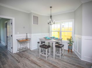 218 NE 76th St, Oak Island, NC 28465