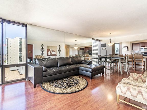 4th image of 1625 Larimer St APT 1607