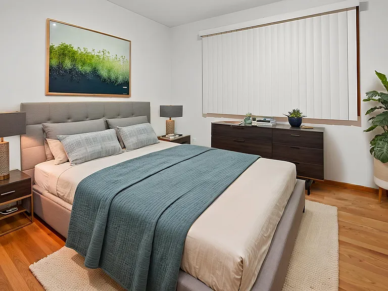 6115 N Pulaski Rd #1 — Photo 10